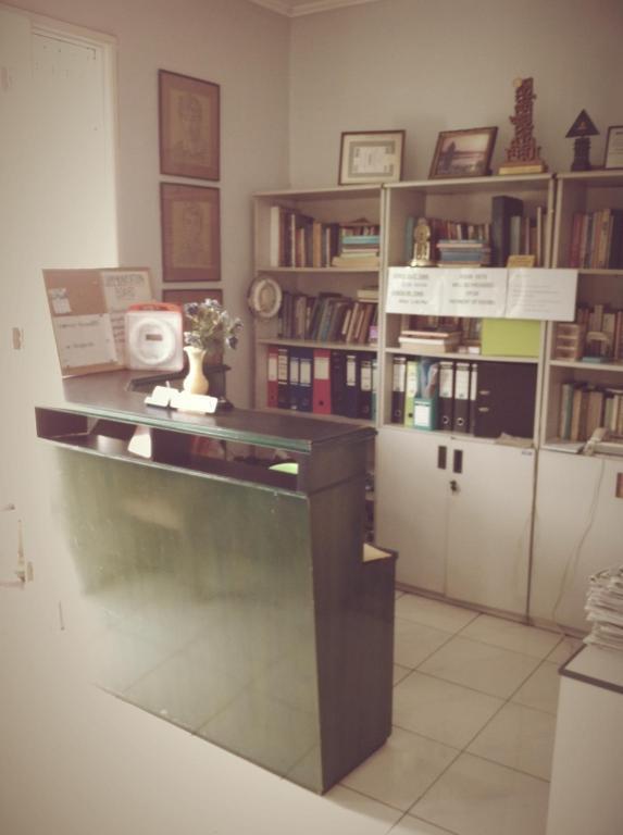 Bangka Bed And Breakfast Jakarta Bagian luar foto