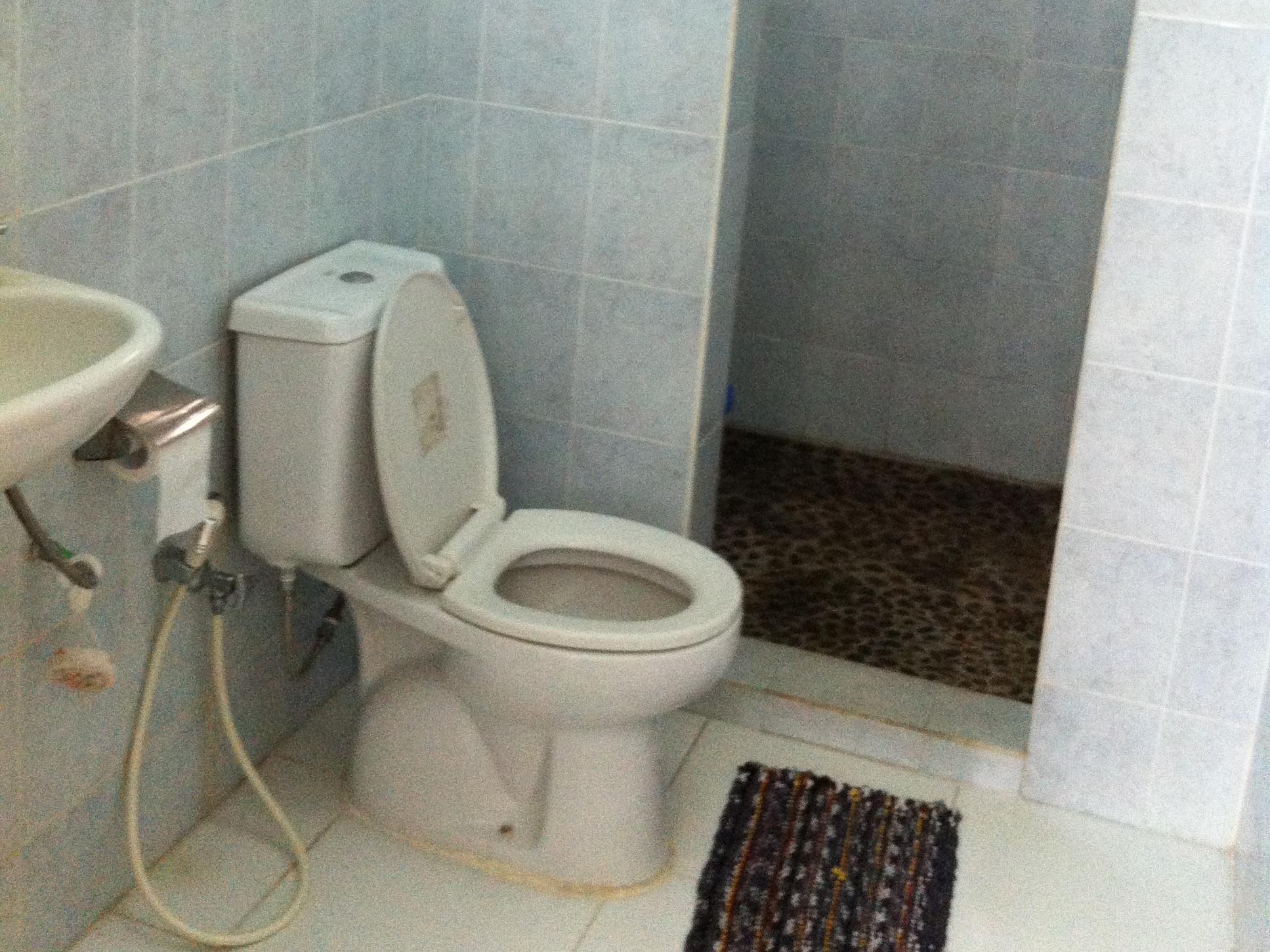 Bangka Bed And Breakfast Jakarta Bagian luar foto