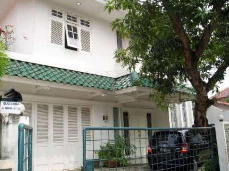 Bangka Bed And Breakfast Jakarta Bagian luar foto
